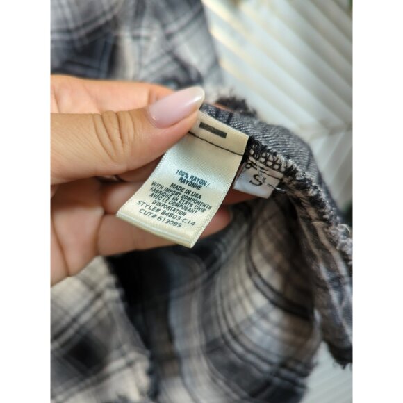 ANTHROPOLOGIE Cloth Stone Women's Plaid Rayon White Black Raw Hem Size Small - Picture 5 of 6